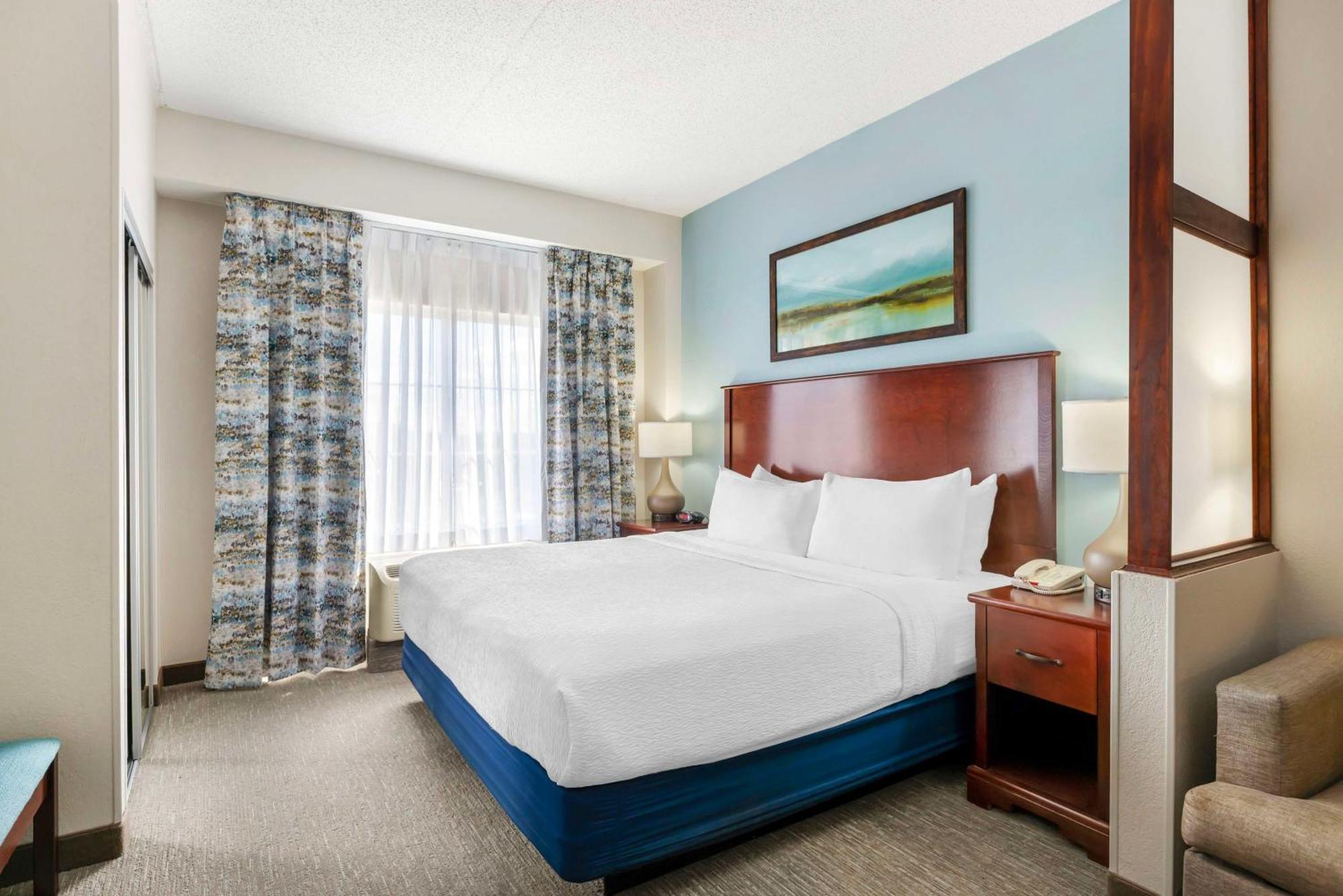 Best Western Plus Crossroads Inn & Suites Zion Crossroads Экстерьер фото