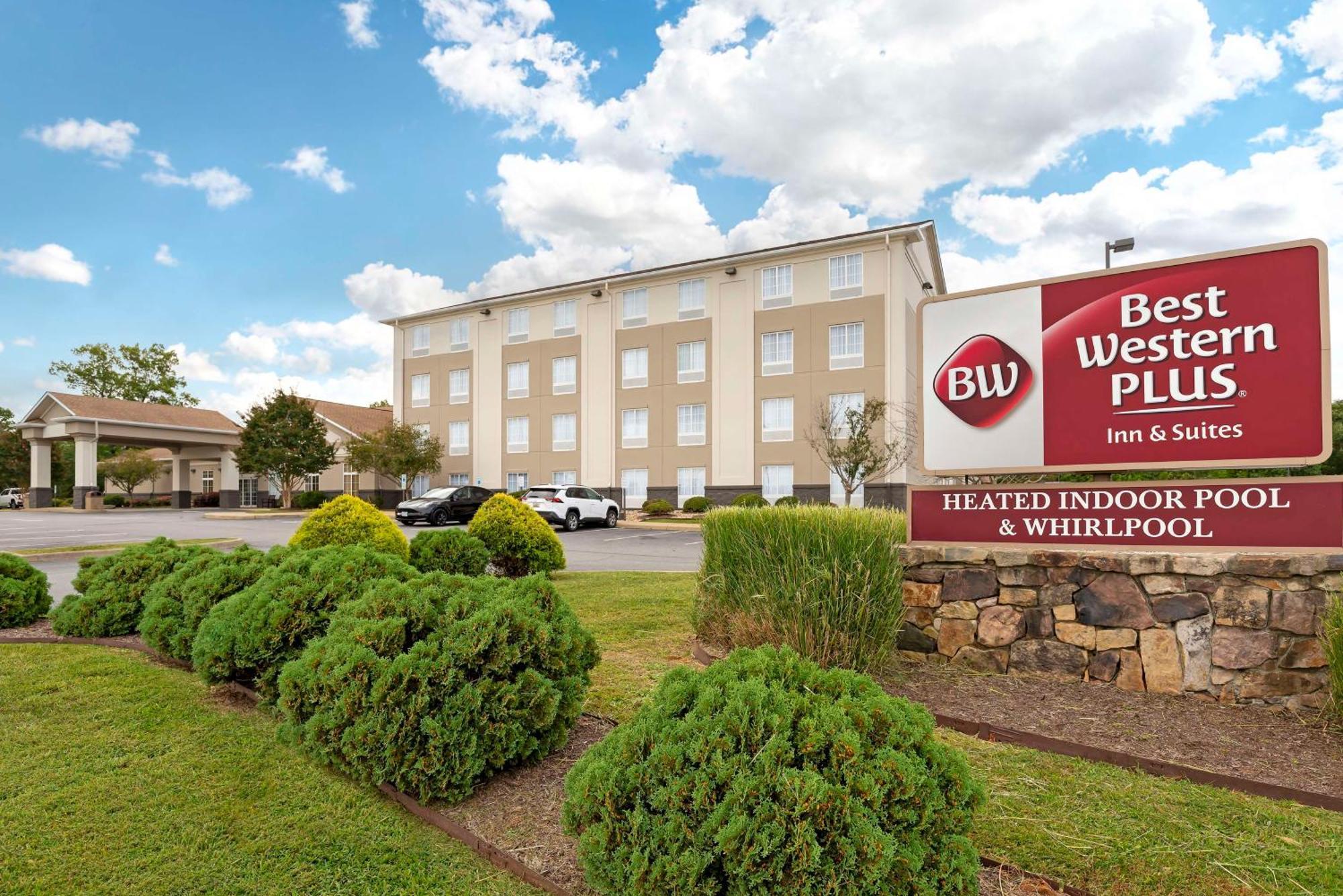 Best Western Plus Crossroads Inn & Suites Zion Crossroads Экстерьер фото